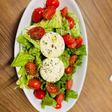 Hostal 3* La Cerollera